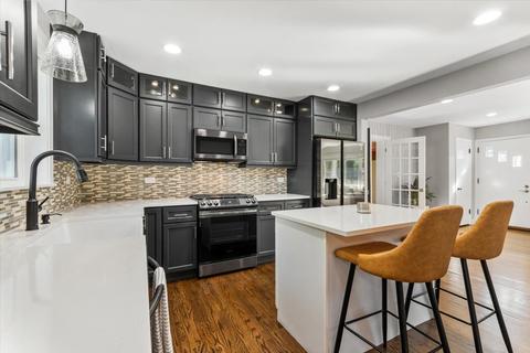 524 Campbell Ave, Wheaton, IL 60187 photo 10