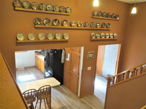 1286 Hickory St, Eldena, IL 61324 photo 2