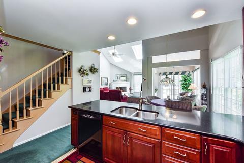 2166 Brookside Ln, Aurora, IL 60502 photo 8