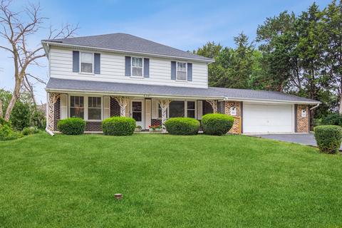 830 S Chatham Ave, Addison, IL 60101 photo 2