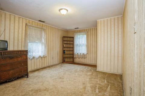 830 S Chatham Ave, Addison, IL 60101 photo 21