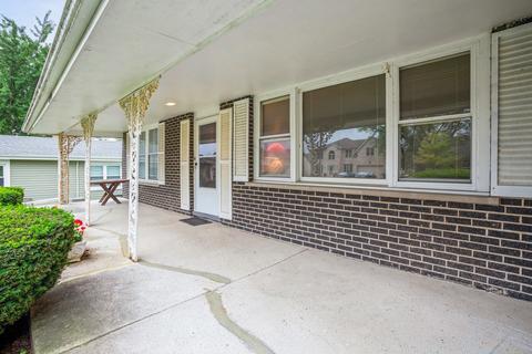 830 S Chatham Ave, Addison, IL 60101 photo 17