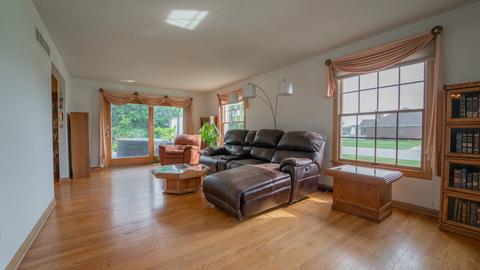 403 Orchard Ln, Beecher, IL 60401 photo 6