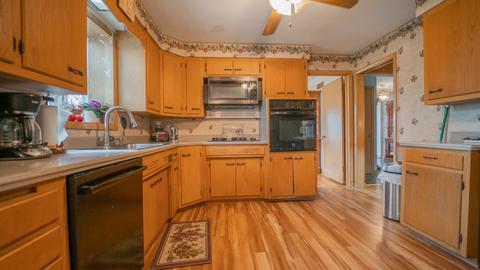 403 Orchard Ln, Beecher, IL 60401 photo 10