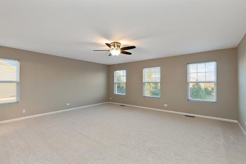 3142 Kyra Ln, Elgin, IL 60124 photo 13