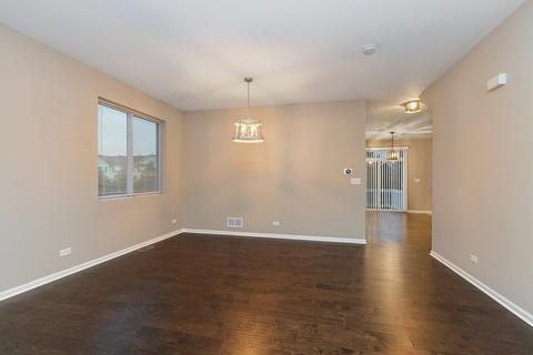 3142 Kyra Ln, Elgin, IL 60124 photo 4