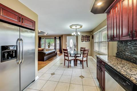 15212 Sunset Dr, Dolton, IL 60419 photo 9