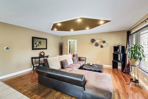 15212 Sunset Dr, Dolton, IL 60419 photo 3