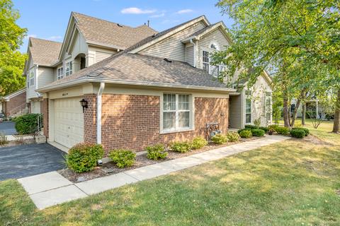 1658 Cayman Ct #4, Bartlett, IL 60103 photo 2