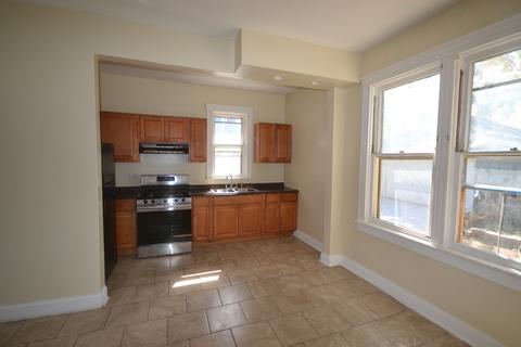218 Villa St, Elgin, IL 60120 photo 9