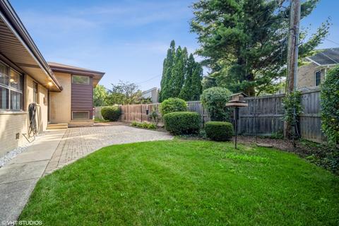 1035 Arbor Ln, Glenview, IL 60025 photo 2