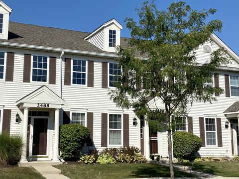 2488 Georgetown Cir, Aurora, IL 60503 photo 1