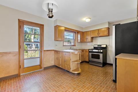 1207 E Liberty Dr, Wheaton, IL 60187 photo 9