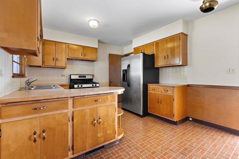 1207 E Liberty Dr, Wheaton, IL 60187 photo 8