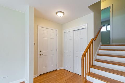 700 Pine St, Deerfield, IL 60015 photo 4