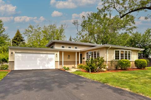 700 Pine St, Deerfield, IL 60015 photo 1