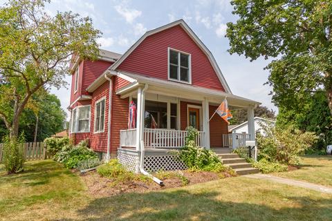 2 S Clifton Ave, Elgin, IL 60123 photo 1