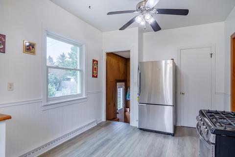 2 S Clifton Ave, Elgin, IL 60123 photo 10