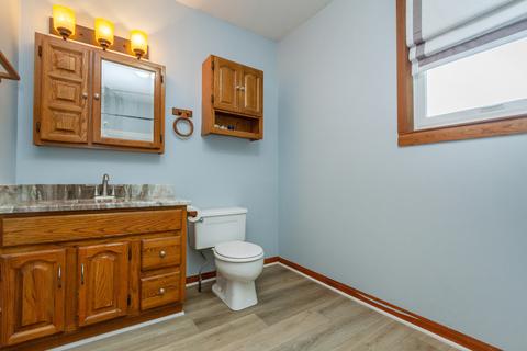 2 S Clifton Ave, Elgin, IL 60123 photo 16
