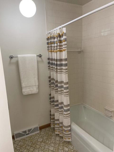 2424 Lisson Rd, Naperville, IL 60565 photo 12