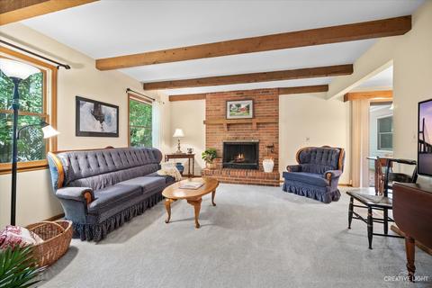 2424 Lisson Rd, Naperville, IL 60565 photo 4