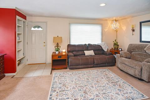 2022 E Jackson St, Bloomington, IL 61701 photo 15