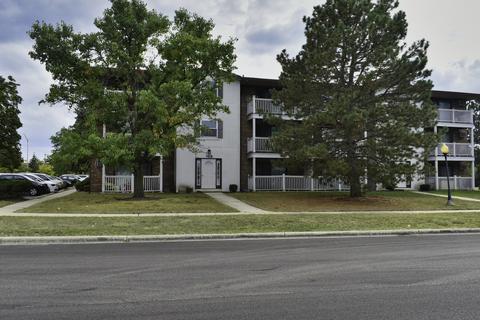 105 Gregory St #02, Aurora, IL 60504 photo 5