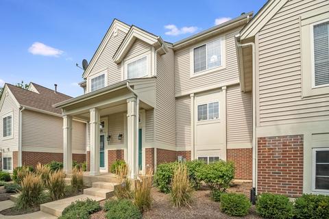 2432 Daybreak Ct, Elgin, IL 60123 photo 2