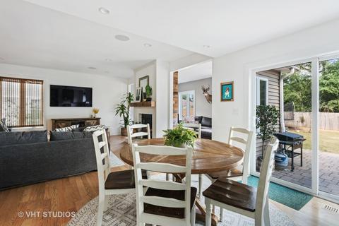 2023 Gladstone Dr, Wheaton, IL 60189 photo 7