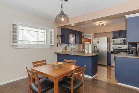 1 Dawes Pl, Bloomington, IL 61701 photo 2