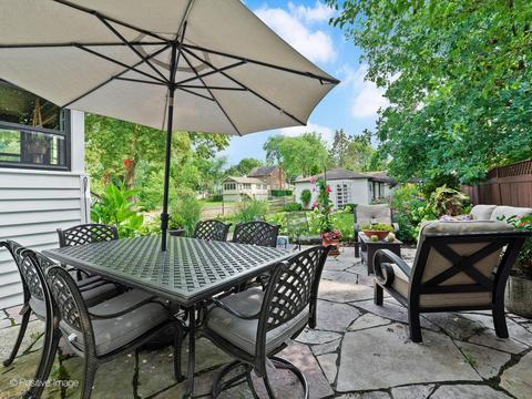 528 E Willow Ave, Wheaton, IL 60187 photo 19