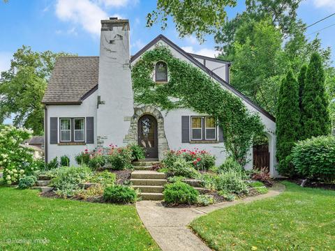 528 E Willow Ave, Wheaton, IL 60187 photo 1