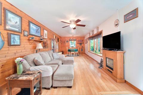 910 Annabelle St, Mchenry, IL 60050 photo 6