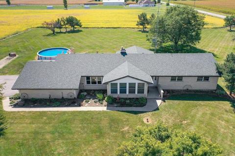 1619 E Indiana Ave, Beecher, IL 60401 photo 1