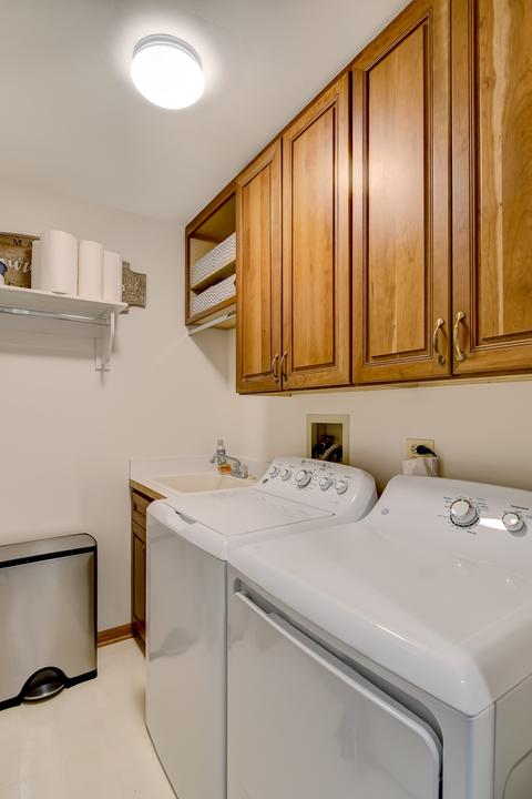 23 W Old Mill Ln, Burr Ridge, IL 60527 photo 18