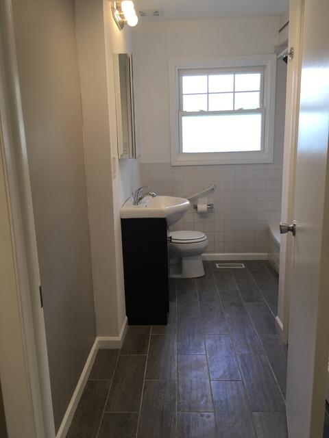 570 Hillcrest Blvd, Hoffman Estates, IL 60169 photo 28