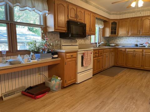 204 Jackson St, Malta, IL 60150 photo 7