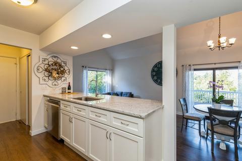 604 Silbury Ct, Mchenry, IL 60050 photo 5