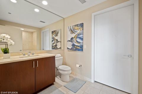 60 E Monroe St #5103, Chicago, IL 60603 photo 9