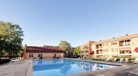 1824 Sessions Walk, Hoffman Estates, IL 60169 photo 20