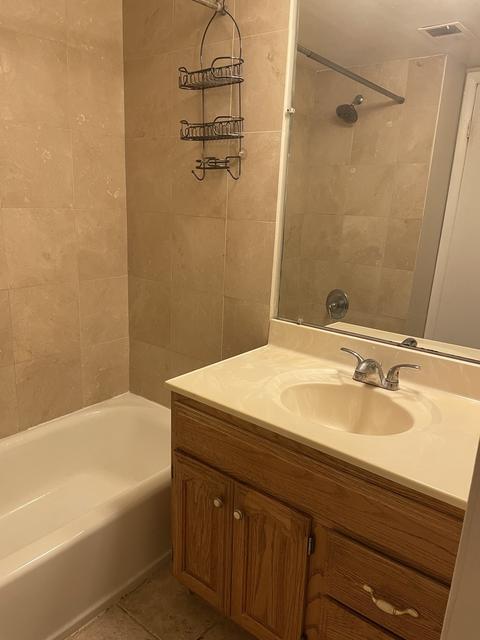 1824 Sessions Walk, Hoffman Estates, IL 60169 photo 16