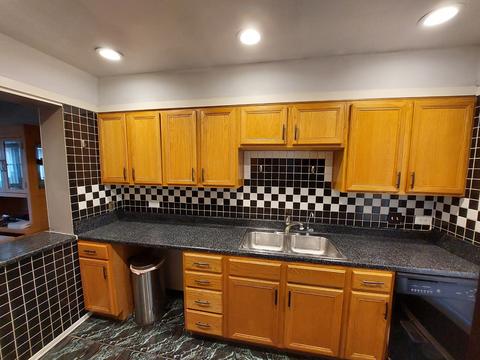 1824 Sessions Walk, Hoffman Estates, IL 60169 photo 6