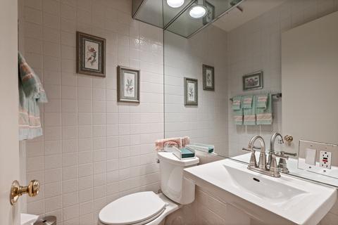 1838 Chestnut Ave, Glenview, IL 60025 photo 10
