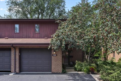 1838 Chestnut Ave, Glenview, IL 60025 photo 1