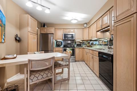 1838 Chestnut Ave, Glenview, IL 60025 photo 9