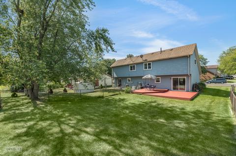 3370 Fox Hill Rd, Aurora, IL 60504 photo 14