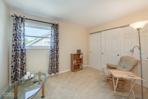 3370 Fox Hill Rd, Aurora, IL 60504 photo 9