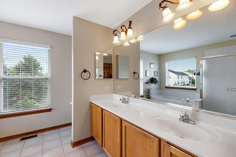 581 Lake Cornish Way, Algonquin, IL 60102 photo 11