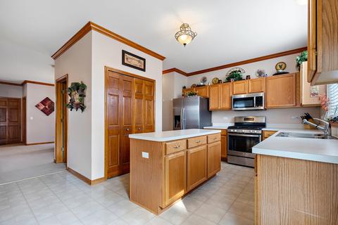 581 Lake Cornish Way, Algonquin, IL 60102 photo 7