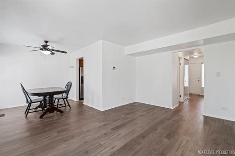 651 Harbor Ter, Bartlett, IL 60103 photo 12